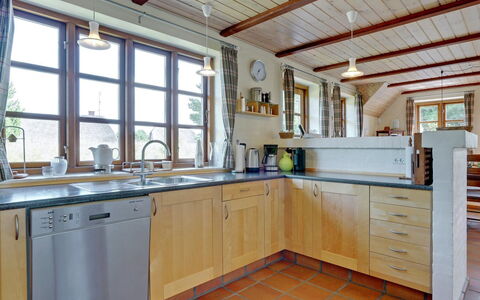 Siegried - 2.2Km from the Sea: Kitchen, Furniture, Wood, Flooring, Cabinetry, Countertop, Interior Design, Kitchen Appliance, Ceiling, Plumbing Fixture