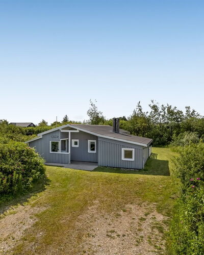 Evalotte - 600M from the Sea