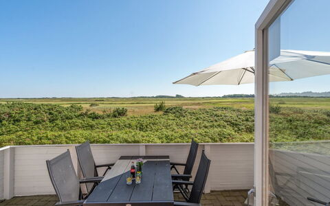 Maura - 2.3Km from the Sea