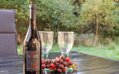 Reinbald - 1Km from the Sea: Bottle, Wine, Glass Bottle, Wine Bottle, Drinkware, Red Wine, Barware