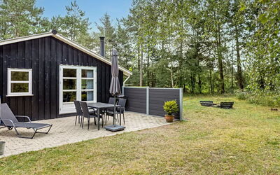 Troen - 3.8Km from the Sea