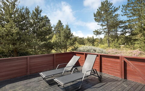 Heralda - 3.3Km from the Sea: Grass, House, Roof, Home, Cottage, Shrub, Land Lot, Rural Area, Farmhouse, Groundcover