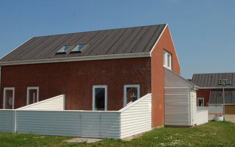 Raine - 2.3Km from the Sea: Roof, House, Land Lot, Home, Cottage, Estate, Garden Buildings, Shade, Log Cabin, Landscaping