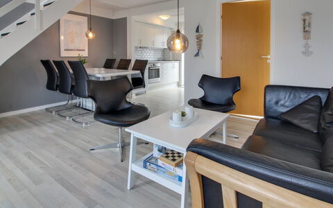 Raine - 2.3Km from the Sea: Apartment, Shade, Balcony, Chair, Fence, Outdoor Furniture, Aluminium, Artificial Turf