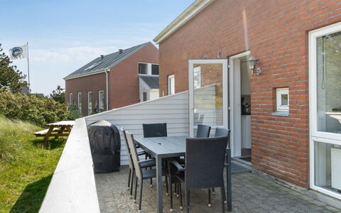 Byriel - 2.3Km from the Sea: Building, House, Window, Home, Roof, Residential Area, Shrub, Cottage, Land Lot