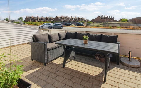 Asved - 2.3Km from the Sea: Building, House, Window, Home, Roof, Residential Area, Shrub, Cottage, Land Lot