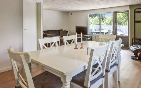 Kabbi - 2.6Km from the Sea: Building, House, Window, Home, Roof, Residential Area, Shrub, Cottage, Land Lot