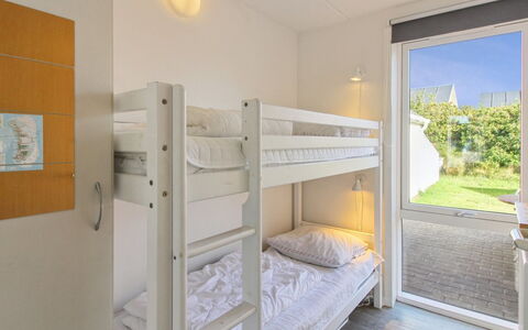 Mahena - 2.3Km from the Sea: Apartment, Hotel, Hardwood, Balcony, Plank, Dormitory, Resort, Bedroom