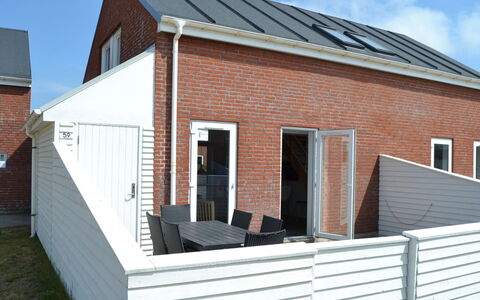 Mahena - 2.3Km from the Sea: Wall, Roof, Siding, Home, House, Residential Area, Composite Material, Brickwork, Cottage, Brick