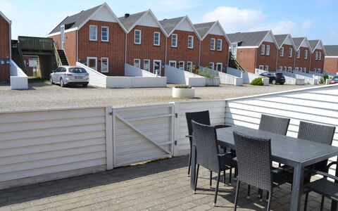 Mahena - 2.3Km from the Sea: Residential Area, Home, House, Roof, Cottage, Siding, Suburb, Pole, Driveway, Sash Window