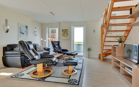 Jovanka - 2.3Km from the Sea: Furniture, Flooring, Interior Design, Wood, Floor, Living Room, Apartment, Lighting, Ceiling, Home