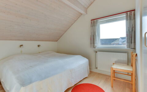 Jovanka - 2.3Km from the Sea: Wood, Flooring, Floor, Ceiling, Interior Design, Bedroom, Bed, Wood Flooring, Home, Bed Sheet