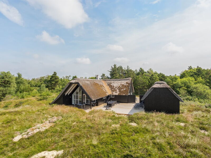 Allin - 1Km from the Sea