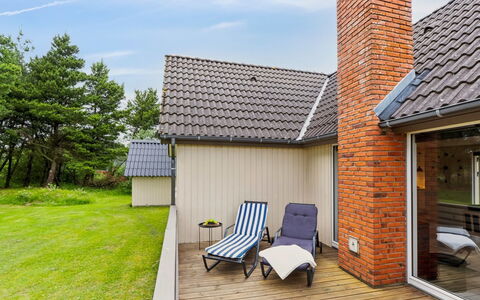 Sigwid - 2.7Km from the Sea: House, Home, Roof, Cottage, Land Lot, Estate, Farmhouse, Village, Farm