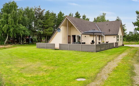 Sigwid - 2.7Km from the Sea: House, Home, Roof, Cottage, Land Lot, Estate, Farmhouse, Village, Farm