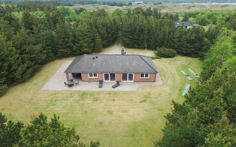 Arletty - 1Km from the Sea: Thatching, Cottage, House, Roof, Home, Farmhouse, Hut, Estate, Village