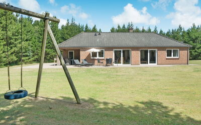 Arletty - 1Km from the Sea