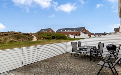 Sighwald - 2.3Km from the Sea: Cottage, Home, House, Roof, Porch, Estate, Siding, Garden Buildings, Farmhouse, Yard