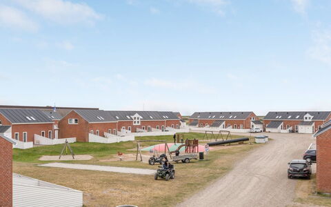 Sighwald - 2.3Km from the Sea: Cottage, Home, House, Roof, Porch, Estate, Siding, Garden Buildings, Farmhouse, Yard