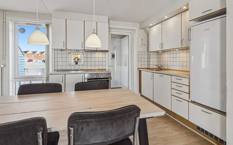 Nayana - 2.3Km from the Sea: Flooring, Interior Design, Floor, Wood, Countertop, Ceiling, Furniture, Kitchen, Wood Flooring, Room