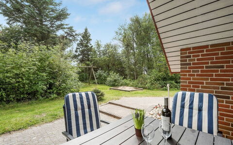 Albin - 2.8Km from the Sea: Roof, House, Residential Area, Home, Estate, Cottage, Design