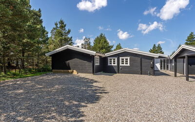 Henriethe - 1.1Km from the Sea