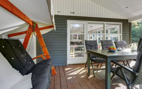 Dorete - 2.2Km from the Sea: 