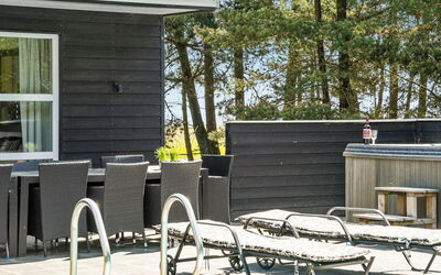 Svanborg - 3.7Km from the Sea