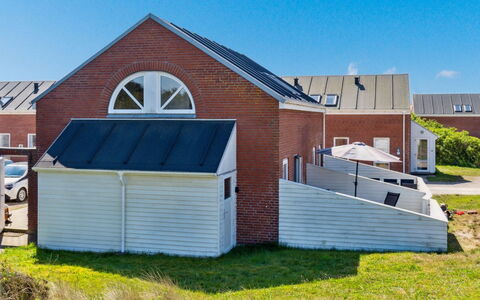 Gaëlle - 2.3Km from the Sea: Grass, House, Roof, Cottage, Home, Shrub, Farmhouse, Land Lot, Rural Area