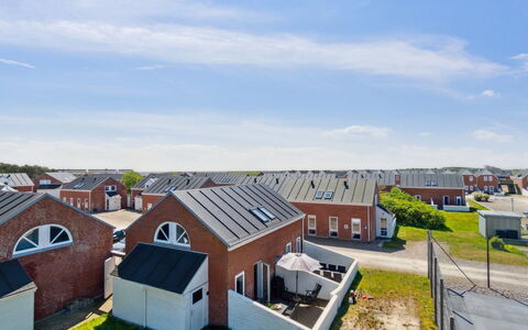 Gaëlle - 2.3Km from the Sea: Grass, House, Roof, Cottage, Home, Shrub, Farmhouse, Land Lot, Rural Area