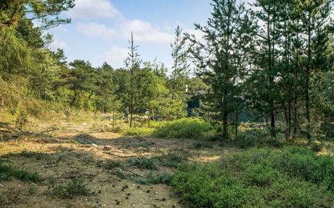 Herborg - 1Km from the Sea: Roof, House, Residential Area, Home, Estate, Cottage, Design