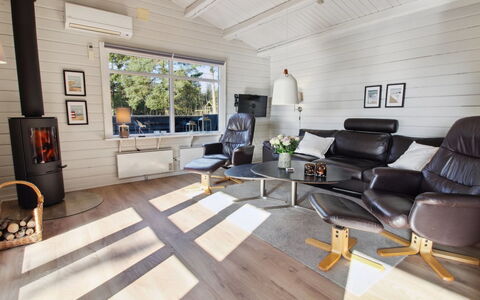 Herborg - 1Km from the Sea: Wood, Flooring, Interior Design, Living Room, Wood Flooring, Floor, Furniture, Home, Ceiling, Couch