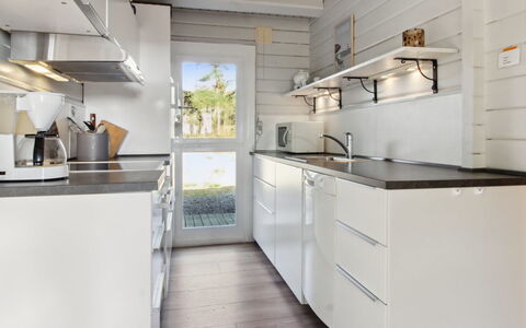 Herborg - 1Km from the Sea: Wood, Kitchen, Flooring, Countertop, Major Appliance, Wood Flooring, Kitchen Appliance, Floor, Home, Cabinetry