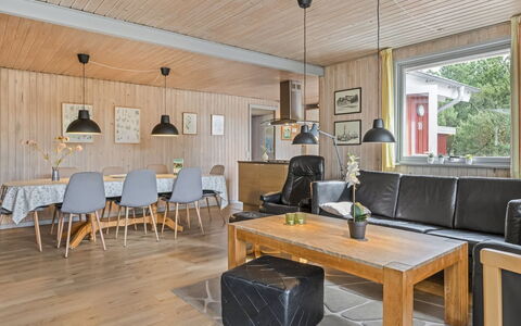 Gabriela - 1Km from the Sea: Wood, Flooring, Furniture, Interior Design, Ceiling, Home, Floor, Living Room, Couch, Wood Flooring