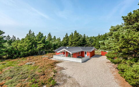 Gabriela - 1Km from the Sea: Building, House, Window, Home, Roof, Residential Area, Shrub, Cottage, Land Lot