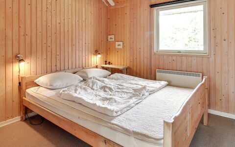Dida - 3.1Km from the Sea: Bed, Bedroom, Bed Sheet, Wood, Bedding, Interior Design, Ceiling, Furniture, Flooring, Floor