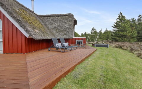Dida - 3.1Km from the Sea: Cottage, Garden, Siding, Garden Buildings, Shade, Yard, Backyard, Lawn, Farmhouse, Landscaping