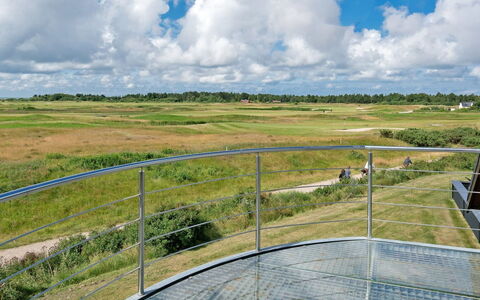 Merisa - 2.5Km from the Sea: Sky, Cloud, Horizon, Grassland, Ecoregion, Plain, Prairie, Cumulus, Field, Steppe