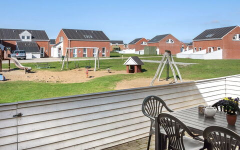 Odger - 2.3Km from the Sea: Roof, House, Land Lot, Home, Cottage, Estate, Garden Buildings, Shade, Log Cabin, Landscaping