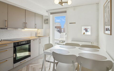 Mildred - 2.3Km from the Sea: Flooring, Interior Design, Floor, Wood, Ceiling, Furniture, Apartment, Kitchen, Room, Lighting