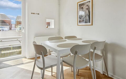 Mildred - 2.3Km from the Sea: Flooring, Furniture, Floor, Wood, Interior Design, Kitchen & Dining Room Table, Chair, Dining Room, Ceiling, Table