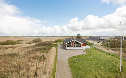 Hermandine - 700M from the Sea