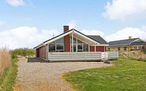 Hermandine - 700M from the Sea