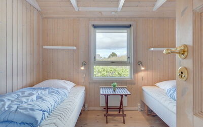 Hermandine - 700M from the Sea