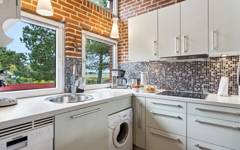 Sedine - 3.9Km from the Sea: Kitchen, Countertop, Kitchen Appliance, Major Appliance, Interior Design, Cabinetry, Home Appliance, Flooring, Plumbing Fixture, Sink