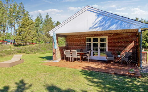 Angret - 3.5Km from the Sea: Grass, House, Roof, Home, Cottage, Shrub, Land Lot, Rural Area, Farmhouse, Groundcover