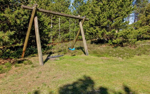 Angret - 3.5Km from the Sea: Grass, House, Roof, Home, Cottage, Shrub, Land Lot, Rural Area, Farmhouse, Groundcover