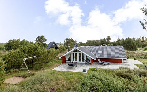 Andriette - 4.5Km from the Sea: Shrub, Urban Design, Groundcover, Brick, Apartment, Estate, Brickwork, Balcony, Landscaping