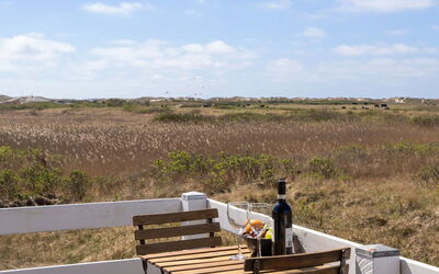 Blomma - 350M from the Sea