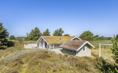 Bruna - 2Km from the Sea: Grass, Shrub, House, Garden, Home, Cottage, Land Lot, Lawn, Groundcover